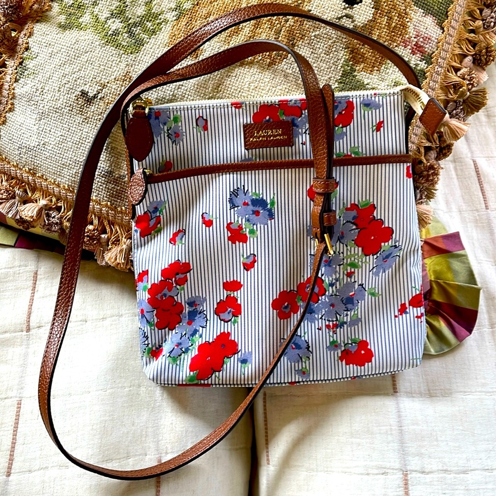 Excellent condition Ralph Lauren crossbody bag
